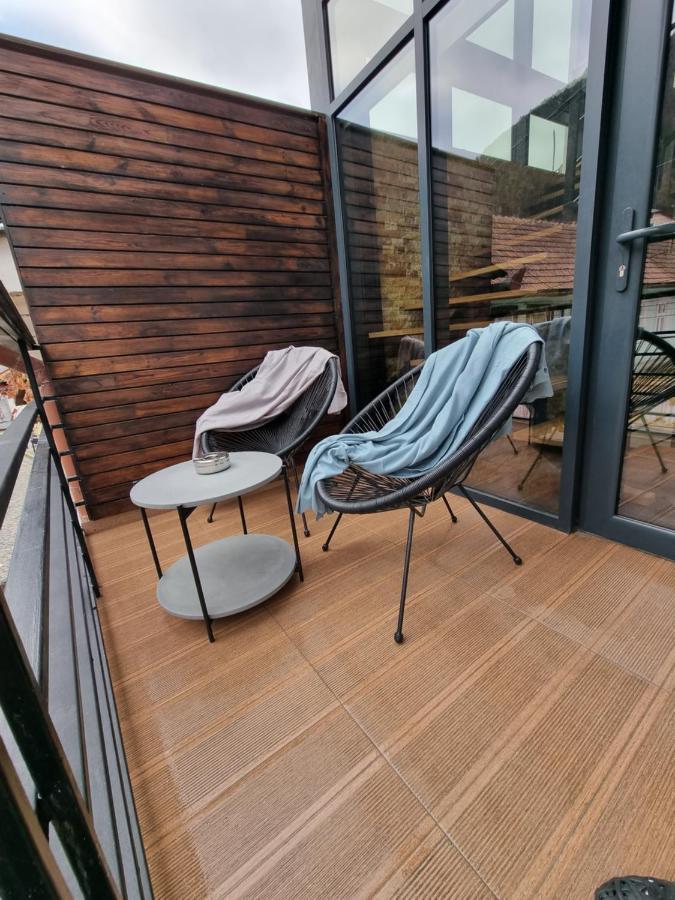 Casa Chiper - Apartament Etaj 1 Brașov Exterior foto